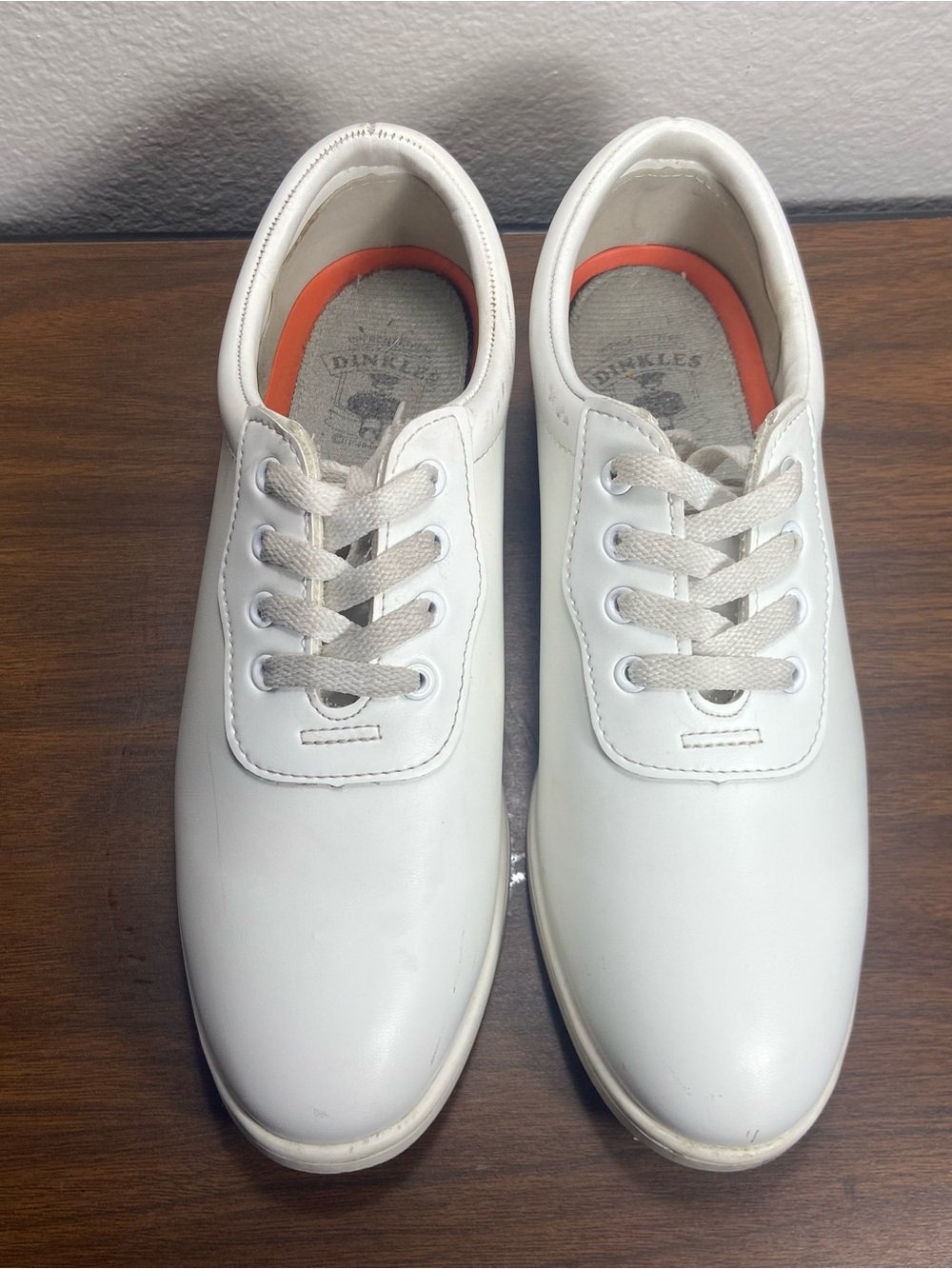 Men’s White Faux Leather Lace-Up Marching Band Shoes size 7.5 men, 9.5 women